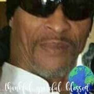 Meet your Posher, Roy